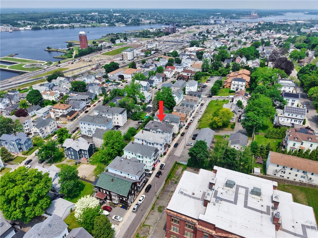 62 School Street Fall River, MA 02720 - Photo 5 of 37