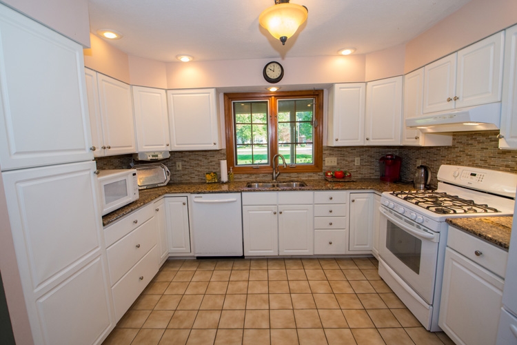 26802 Early Road South Bend, IN 46628 - Photo 13 of 35