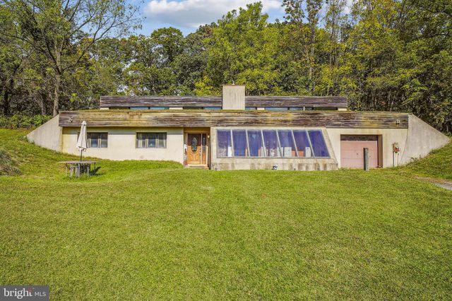 $625,000 | 14604 Triadelphia Road, Glenelg, MD 21737