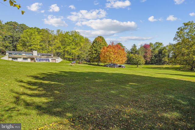 $625,000 | 14604 Triadelphia Road, Glenelg, MD 21737