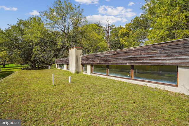 $625,000 | 14604 Triadelphia Road, Glenelg, MD 21737