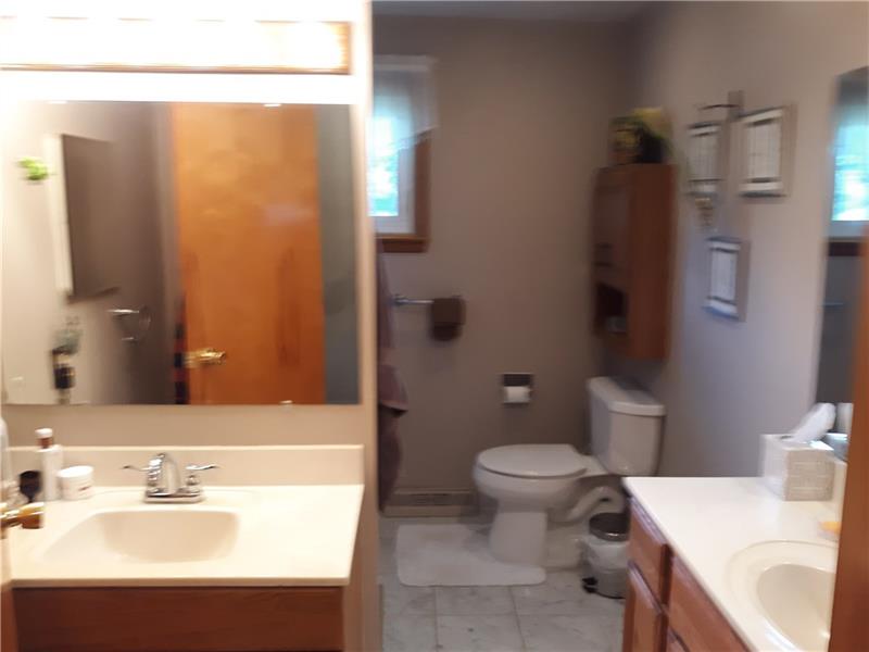 2295 Rombold Road Hermitage, PA 16148 - Photo 16 of 25 Gallery Image 16
