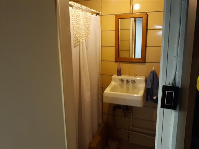 2295 Rombold Road Hermitage, PA 16148 - Photo 18 of 25 Gallery Image 18