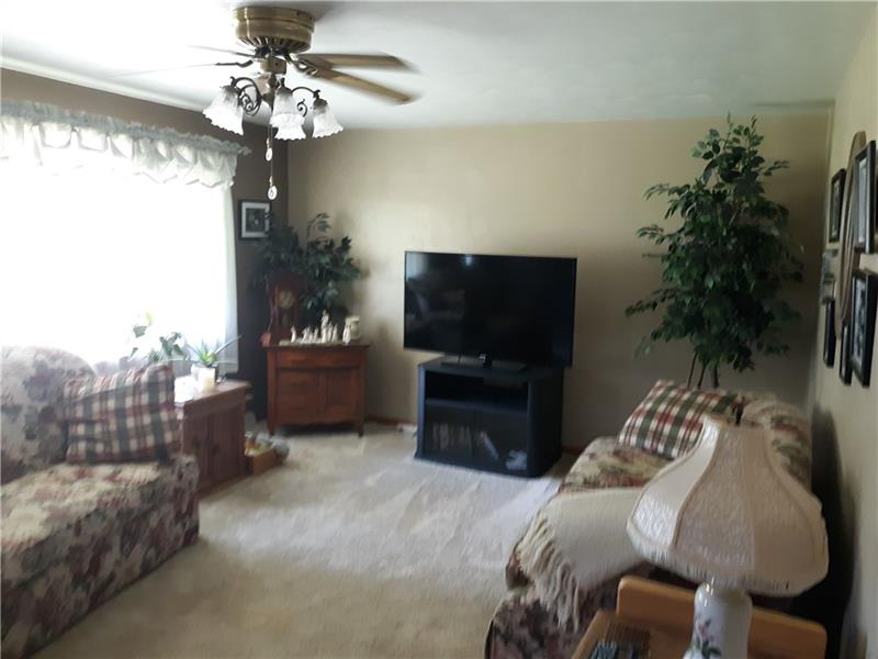 2295 Rombold Road Hermitage, PA 16148 - Photo 10 of 25 Gallery Image 10
