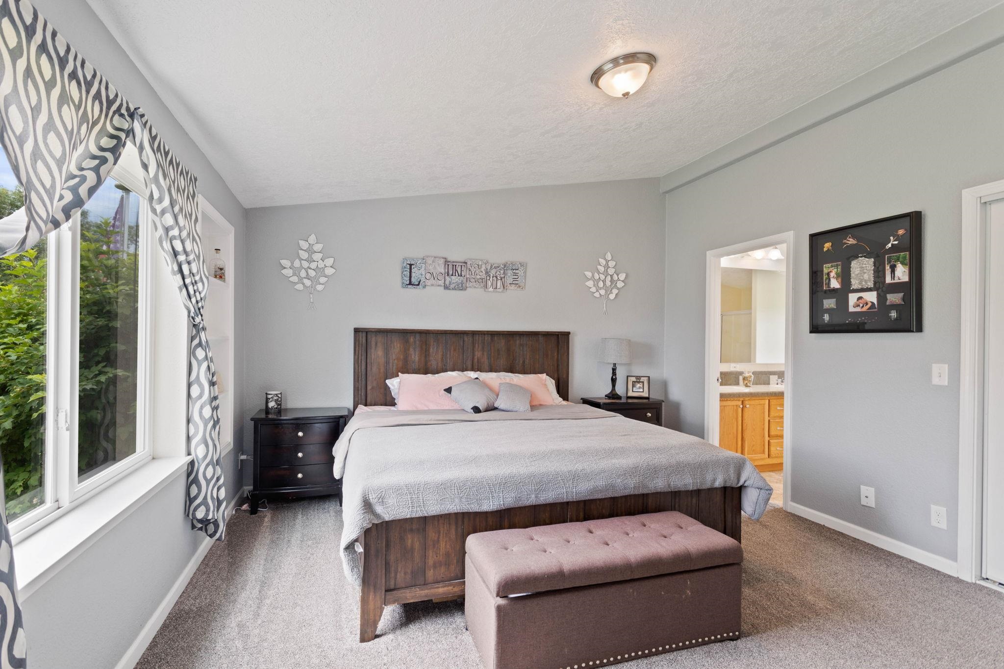 6215 North Stateline Road Newman Lake, WA 99025 - Photo 18 of 41