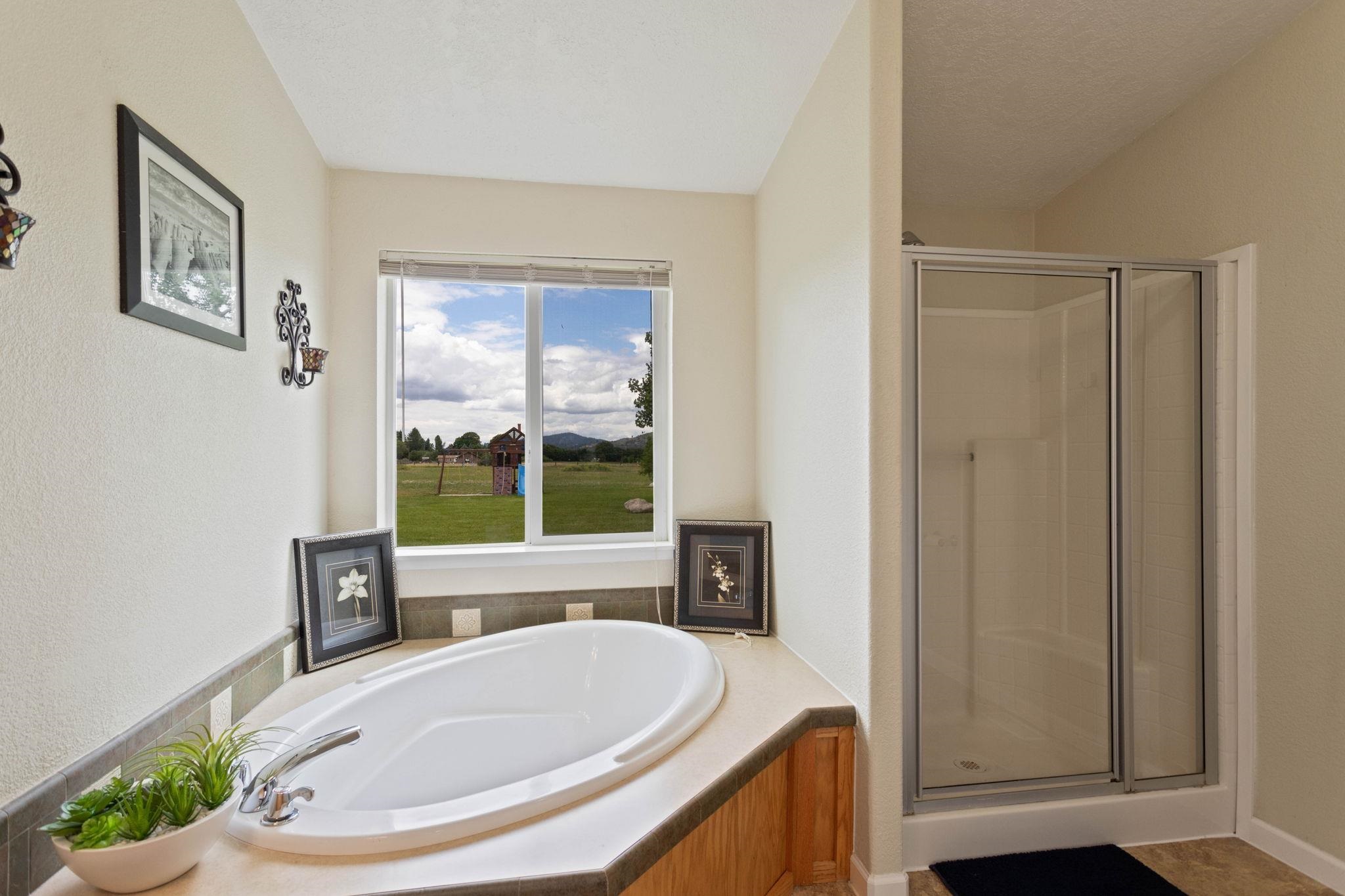 6215 North Stateline Road Newman Lake, WA 99025 - Photo 21 of 41