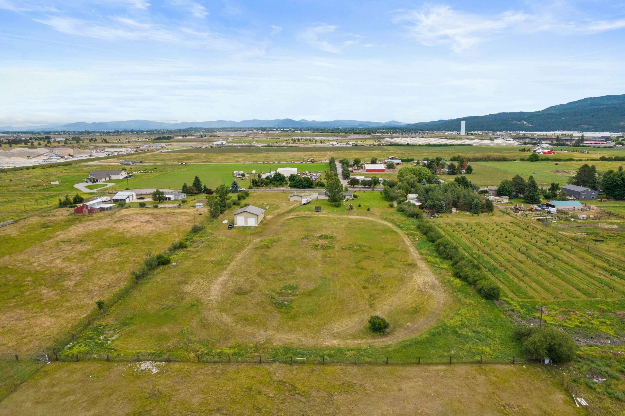 6215 North Stateline Road Newman Lake, WA 99025 - Photo 35 of 41