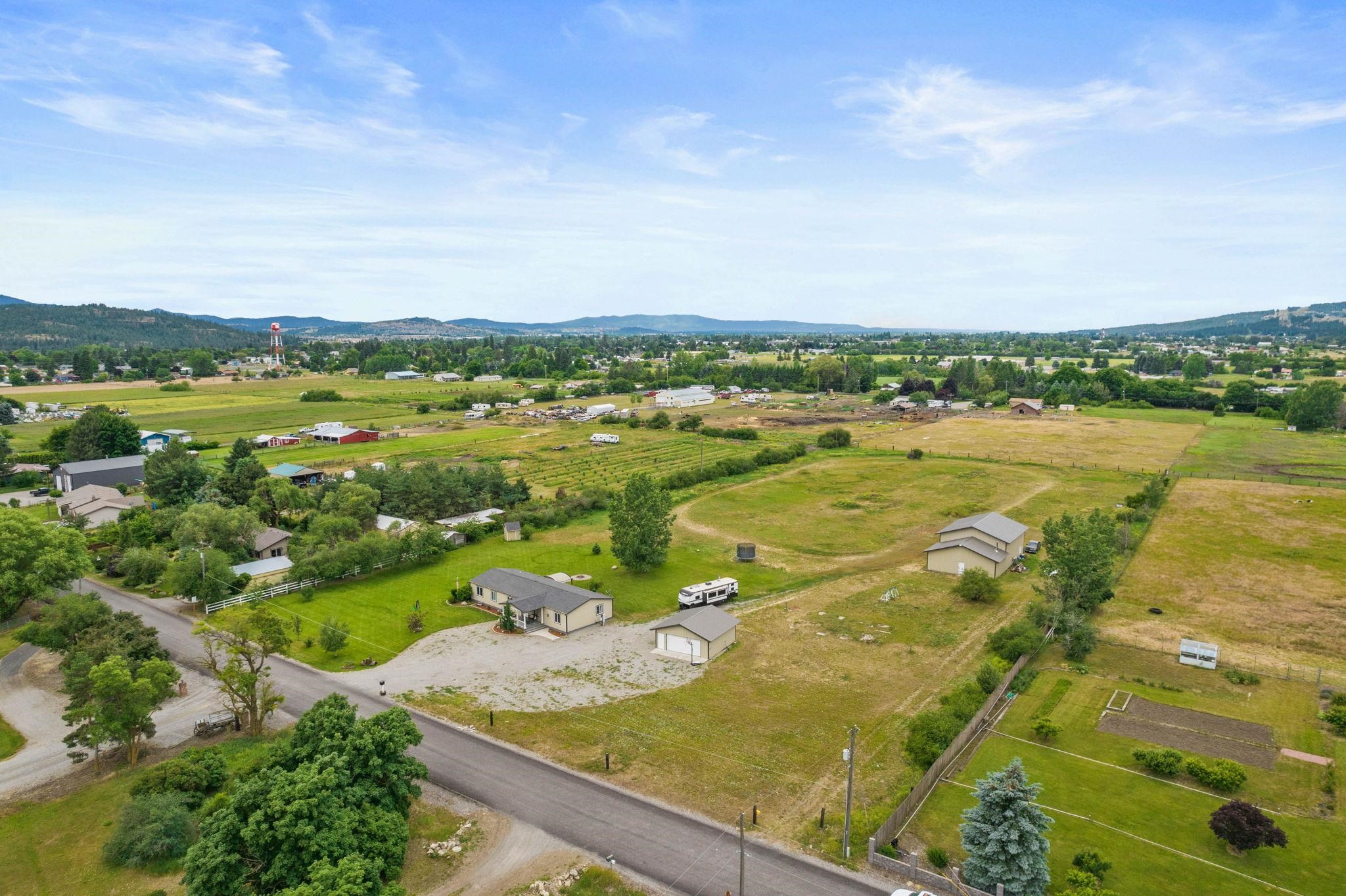 6215 North Stateline Road Newman Lake, WA 99025 - Photo 36 of 41