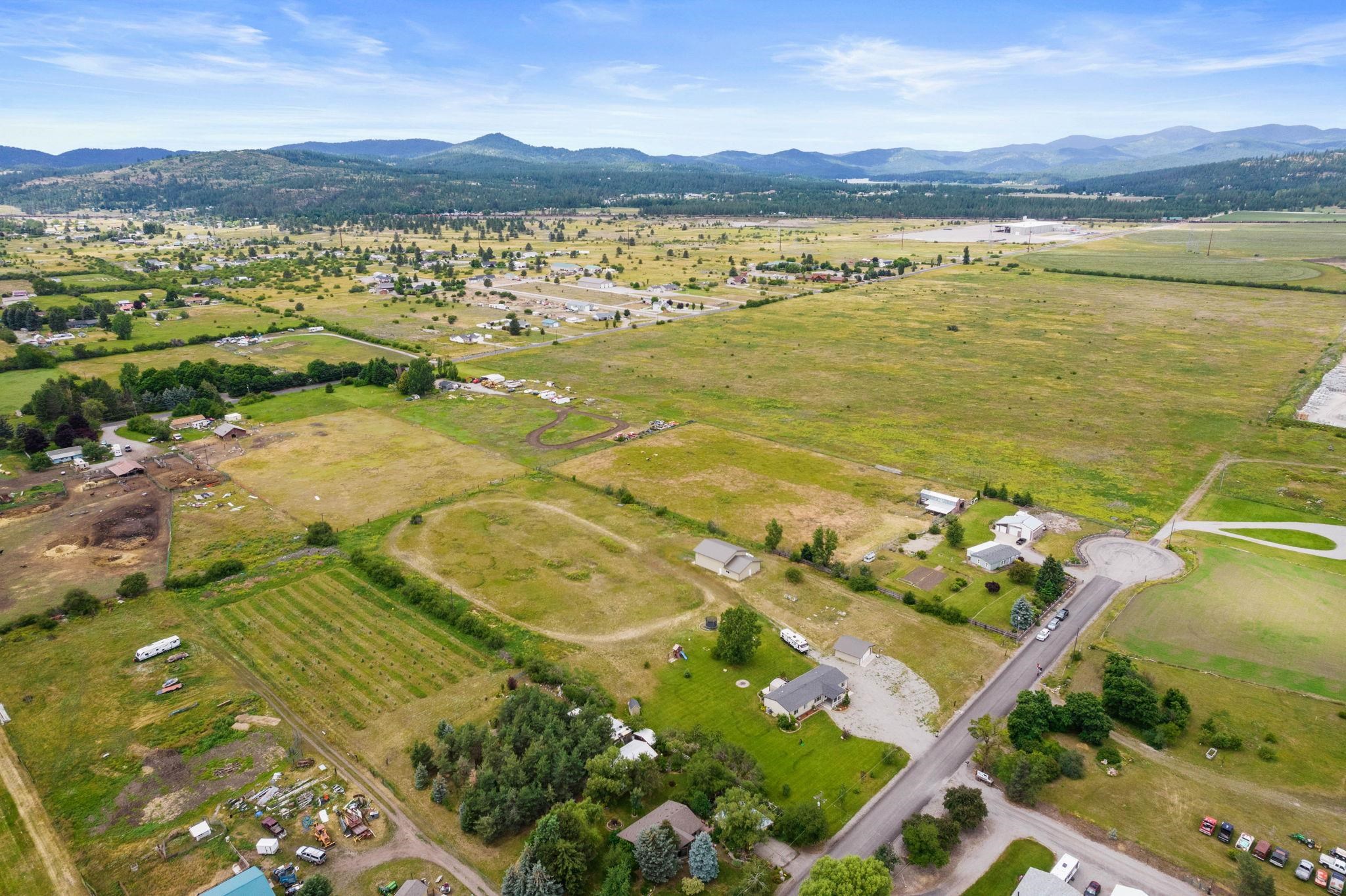 6215 North Stateline Road Newman Lake, WA 99025 - Photo 39 of 41