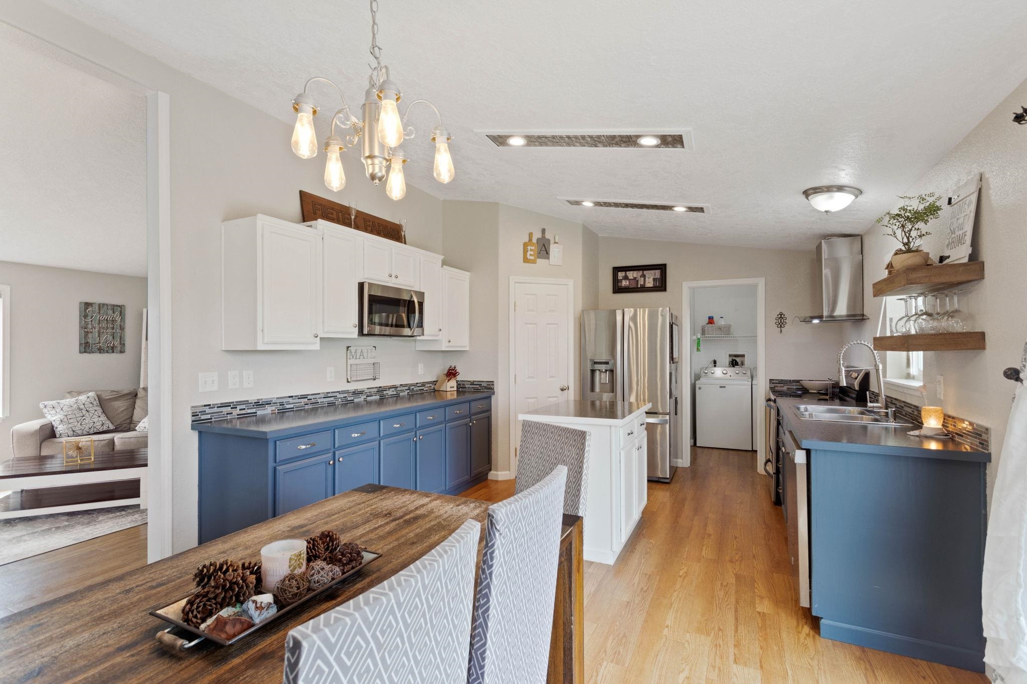 6215 North Stateline Road Newman Lake, WA 99025 - Photo 10 of 41