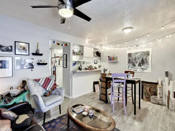 $1,000 | 5012 Duval Street, Unit 107, Austin, TX 78751