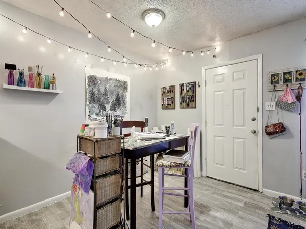 $1,000 | 5012 Duval Street, Unit 107, Austin, TX 78751