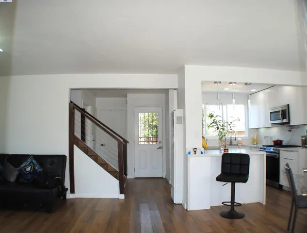 $750,000 | 10468 West Court, Oakland, CA 94603