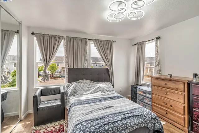 $750,000 | 10468 West Court, Oakland, CA 94603