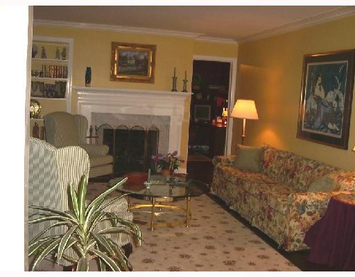 156 Boxfield Road Upper St. Clair, PA 15241 - Photo 3 of 8 Gallery Image 3