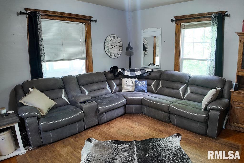 540 East Main Street Prairie City, IL 61470 - Photo 11 of 51