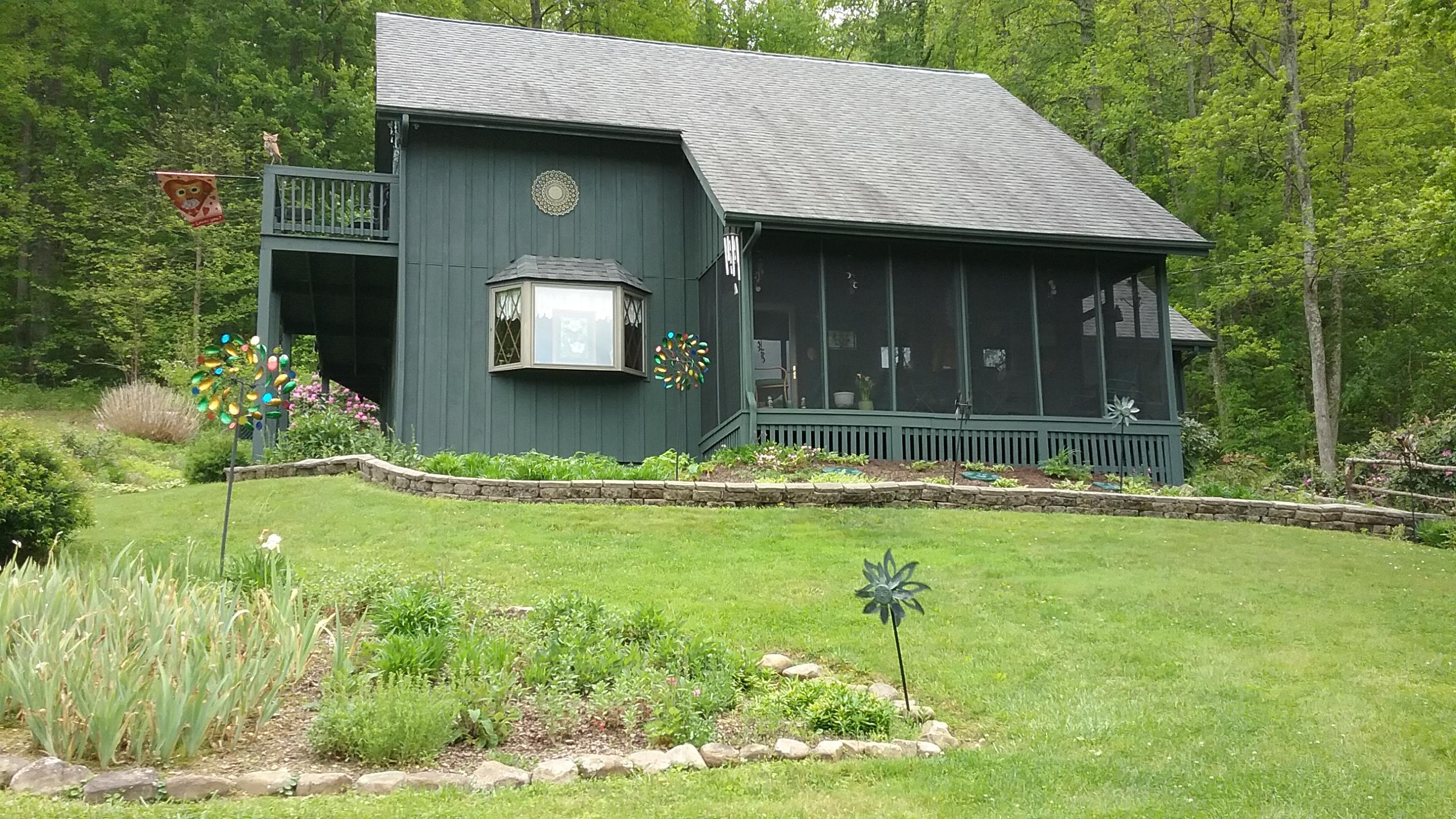 6354 Stephens Road Wise, VA 24293 - Photo 1 of 57 BEAUTIFUL MOUNTAIN CHALET