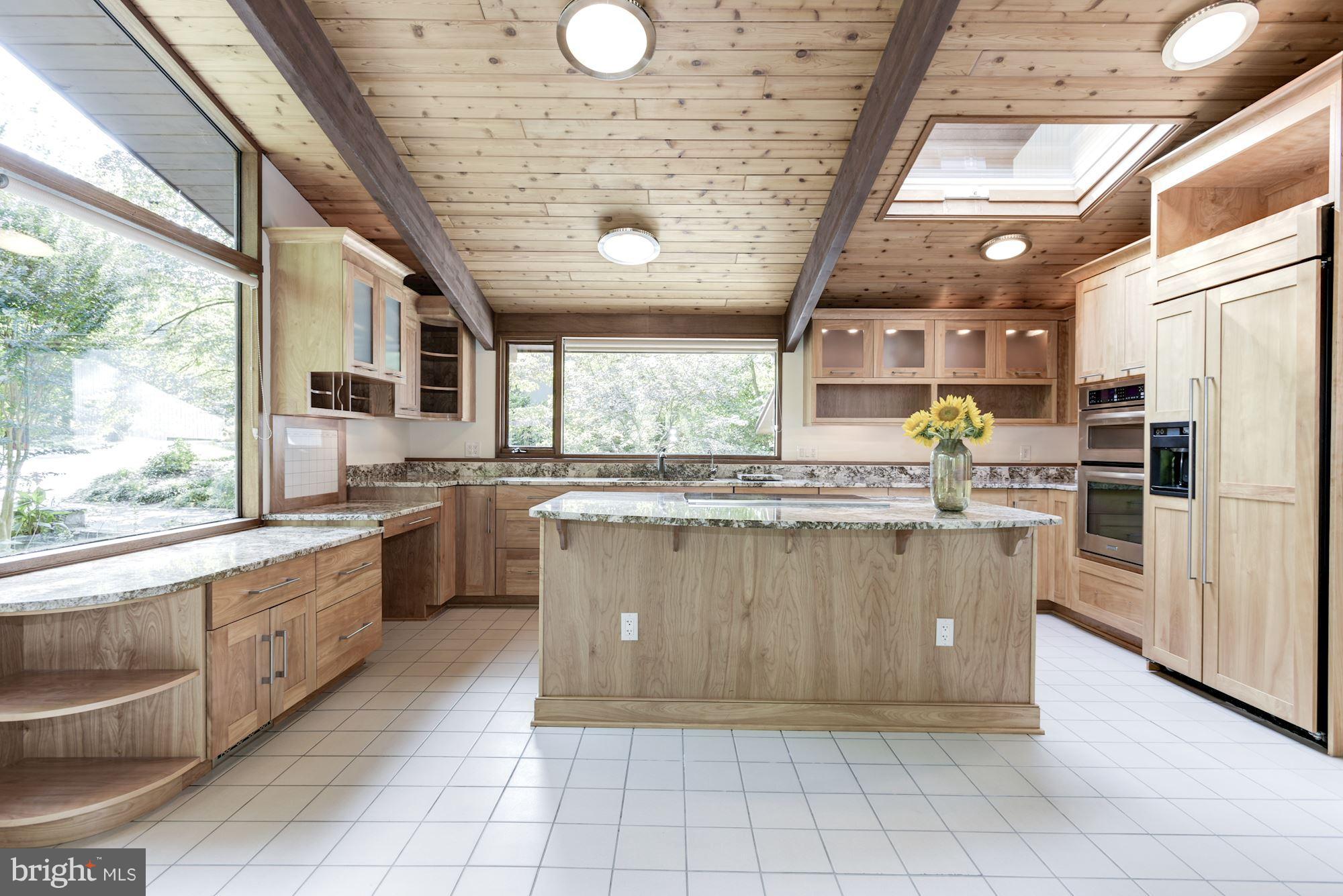 1583 North Village Road Reston, VA 20194 - Photo 15 of 30 Kitchen
