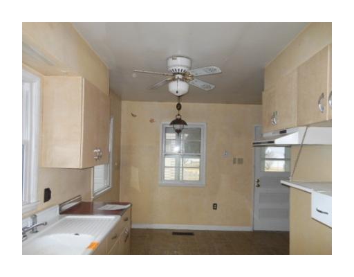 2210 South Hadley Road Springfield, OH 45505 - Photo 4 of 9