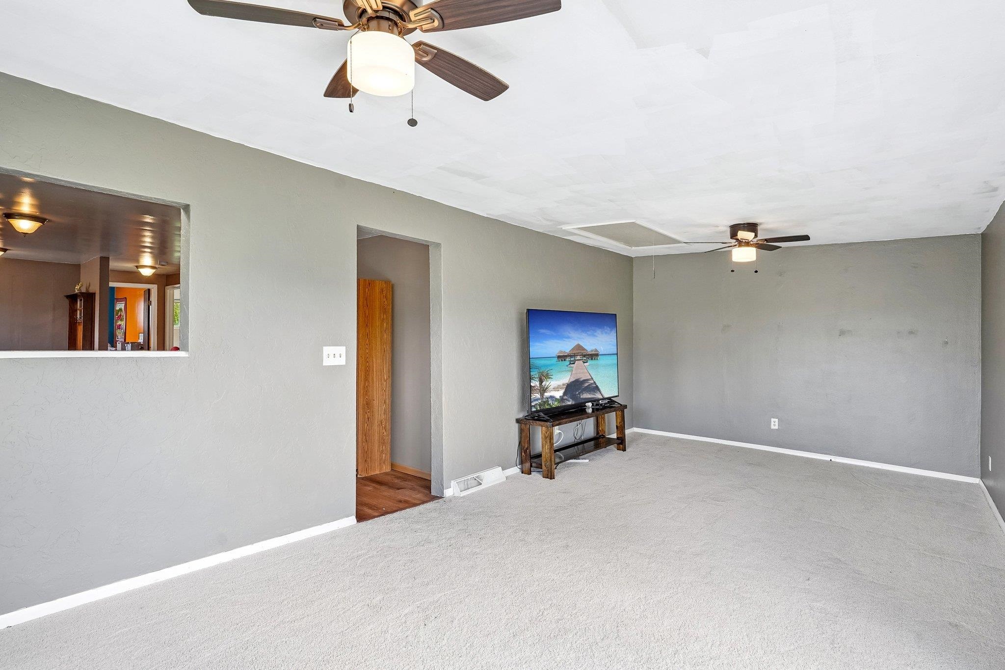 N7632 Larson Road Cambria, WI 53923 - Photo 6 of 27 Gallery Image 6