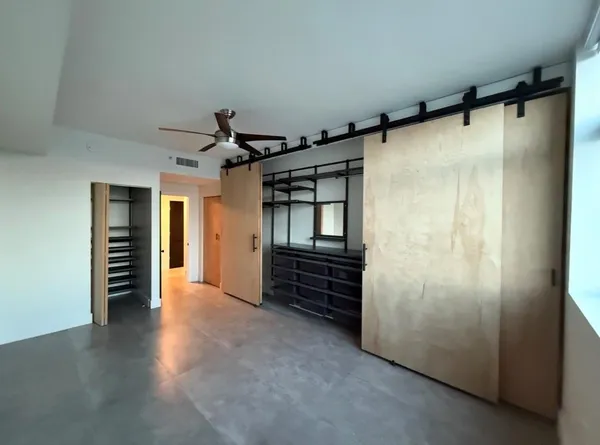 $2,100 | 140 South Dixie Highway, Unit 915, Hollywood, FL 33020