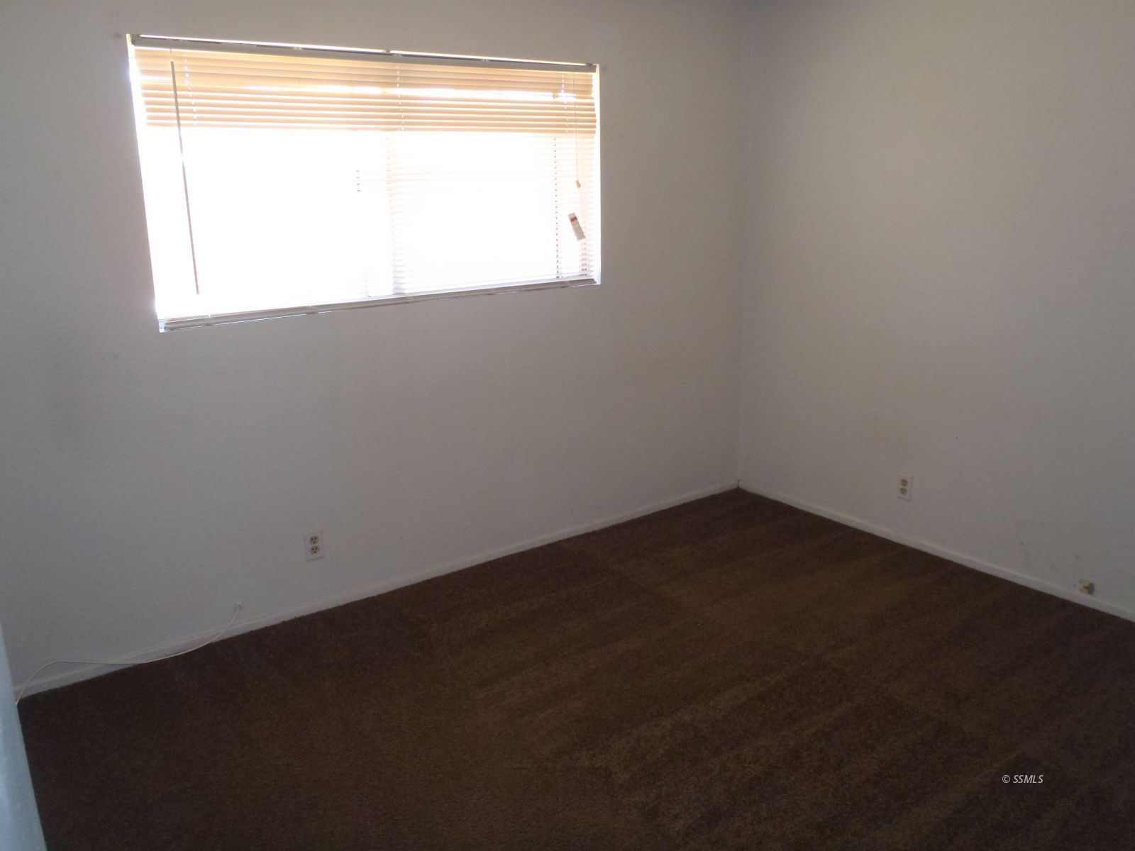 731 Commercial Ridgecrest, CA 93555 - Photo 5 of 9