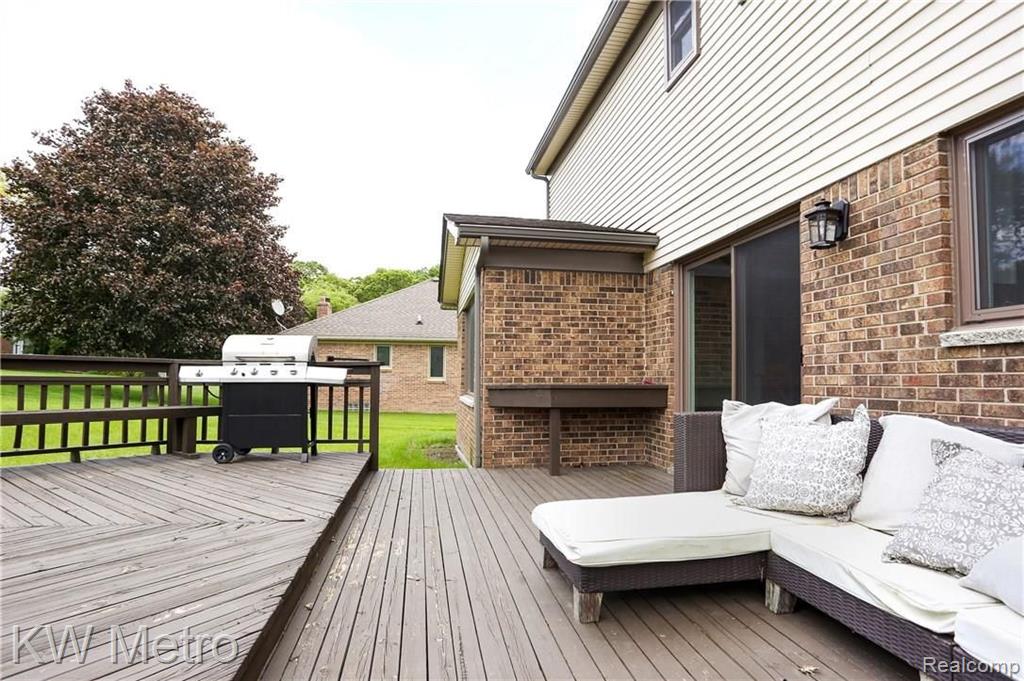 254 Slade Court Rochester Hills, MI 48307 - Photo 47 of 48 Gallery Image 47