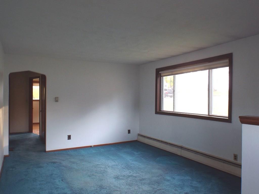 14 Tremlett Road Billerica, MA 01821 - Photo 3 of 20