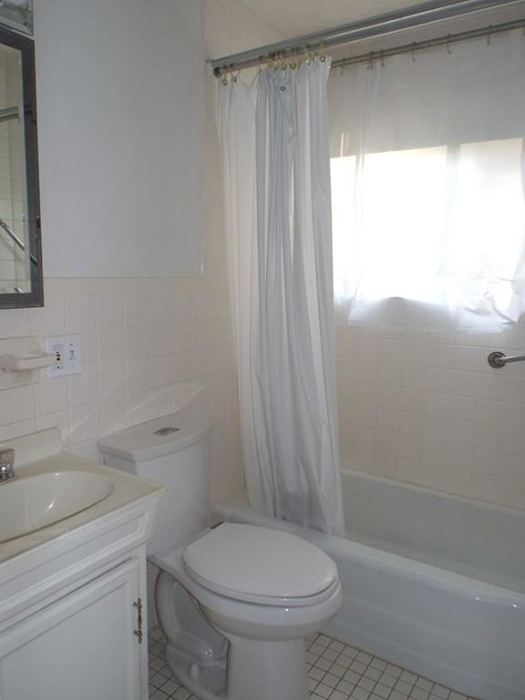 14 Tremlett Road Billerica, MA 01821 - Photo 7 of 20