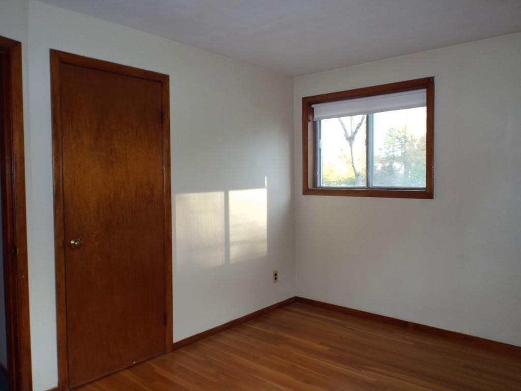 14 Tremlett Road Billerica, MA 01821 - Photo 9 of 20
