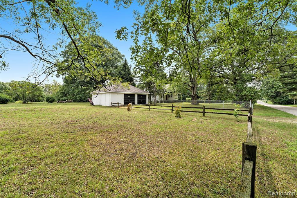 2525 Werner Road Columbus, MI 48063 - Photo 18 of 27