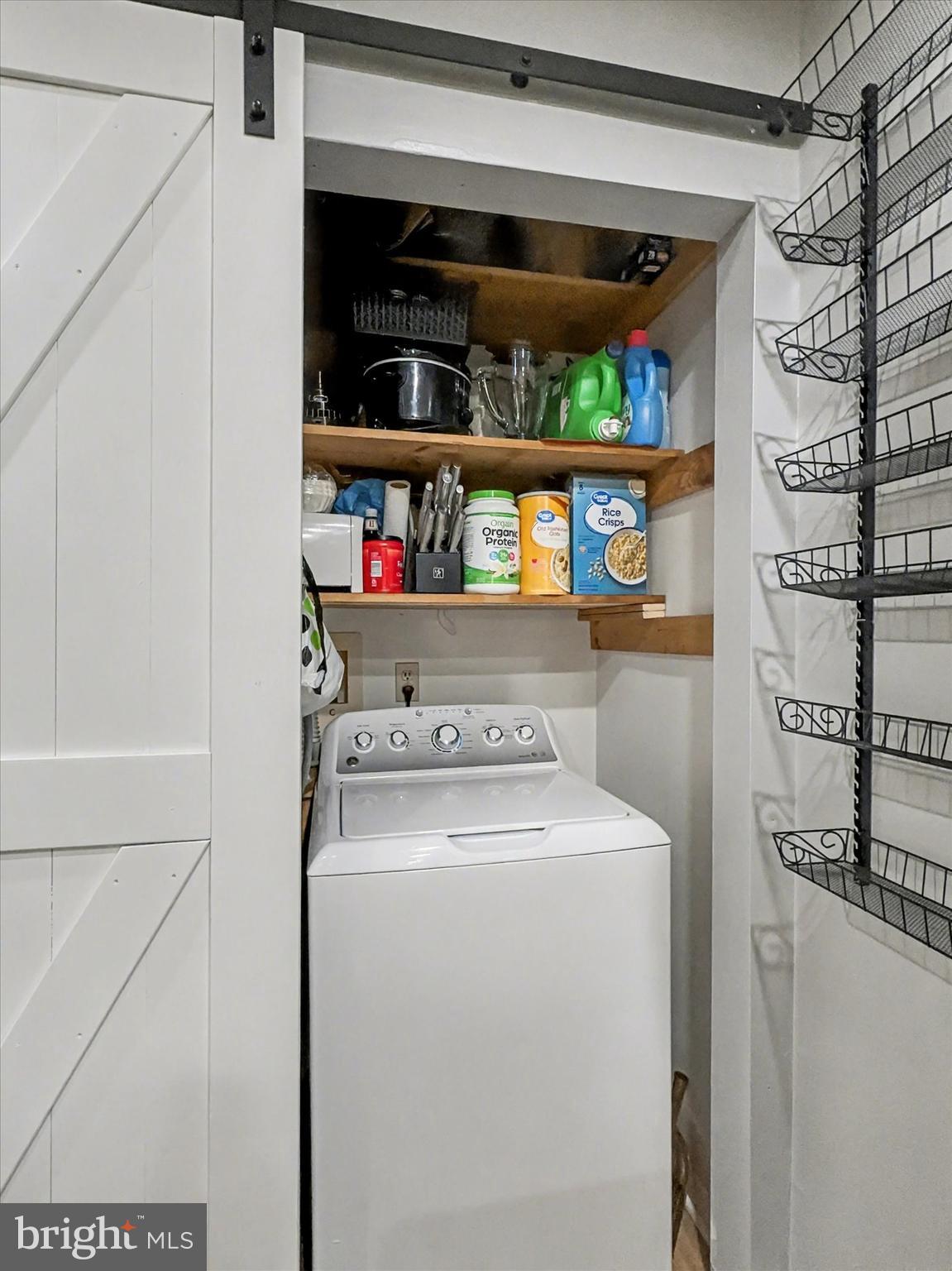 123 Overview Circle East Red Lion, PA 17356 - Photo 9 of 23 a utility room with dryer and washer