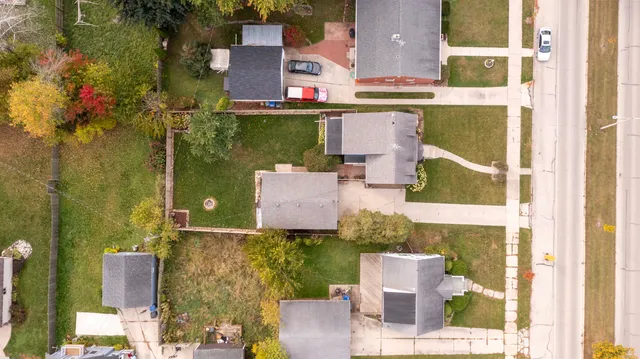 $269,900 | 915 North Avenue, Sheboygan, WI 53083