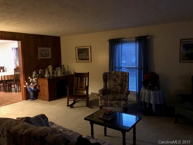 3 Reed Road Asheville, NC 28805 - Photo 12 of 24 Gallery Image 12