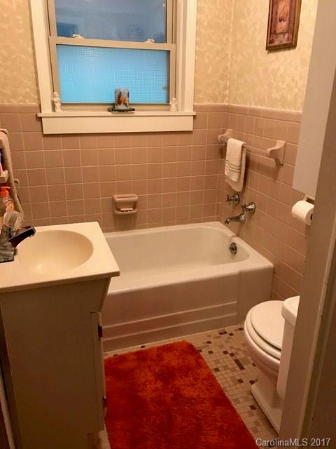 3 Reed Road Asheville, NC 28805 - Photo 14 of 24 Gallery Image 14