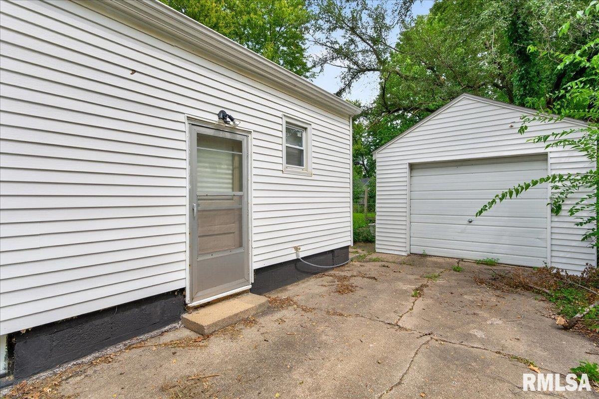 3004 South Allis Street Springfield, IL 62703 - Photo 16 of 26 Gallery Image 16
