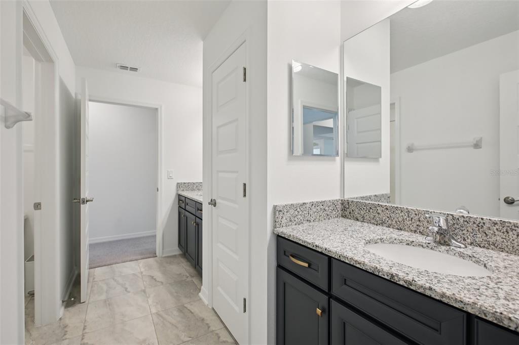 9508 Pyrenees Place Seffner, FL 33584 - Photo 37 of 45