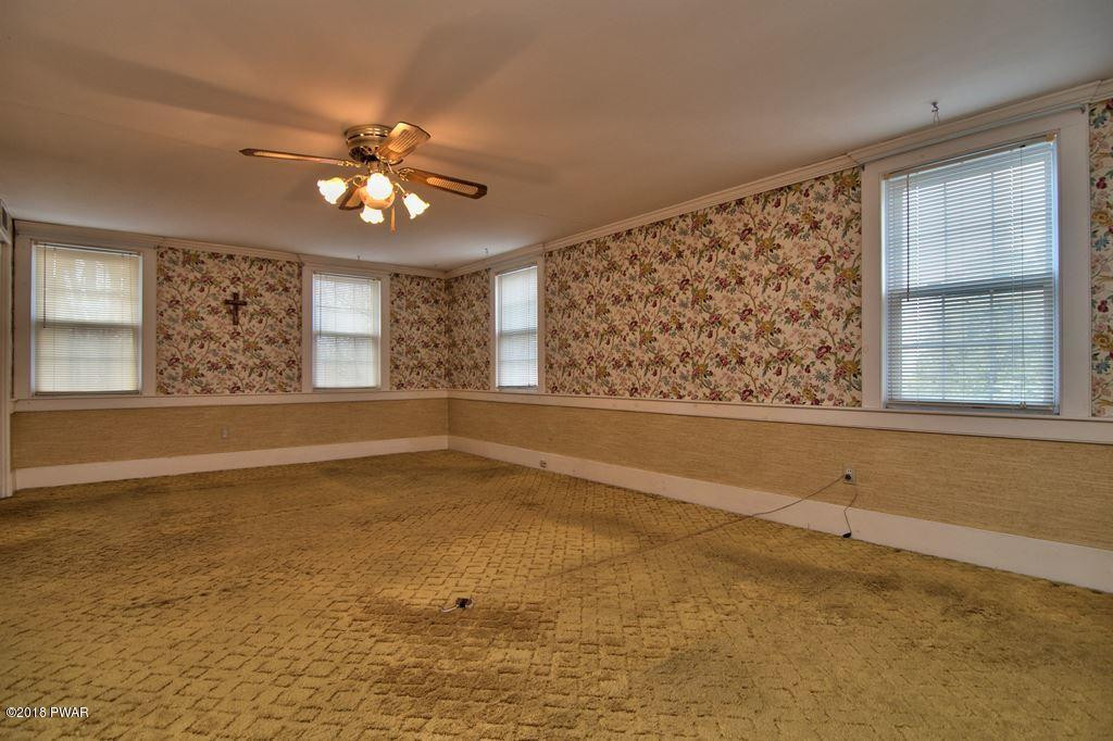 915 Long Ridge Road Hawley, PA 18428 - Photo 32 of 64 Second Floor Bedroom 1