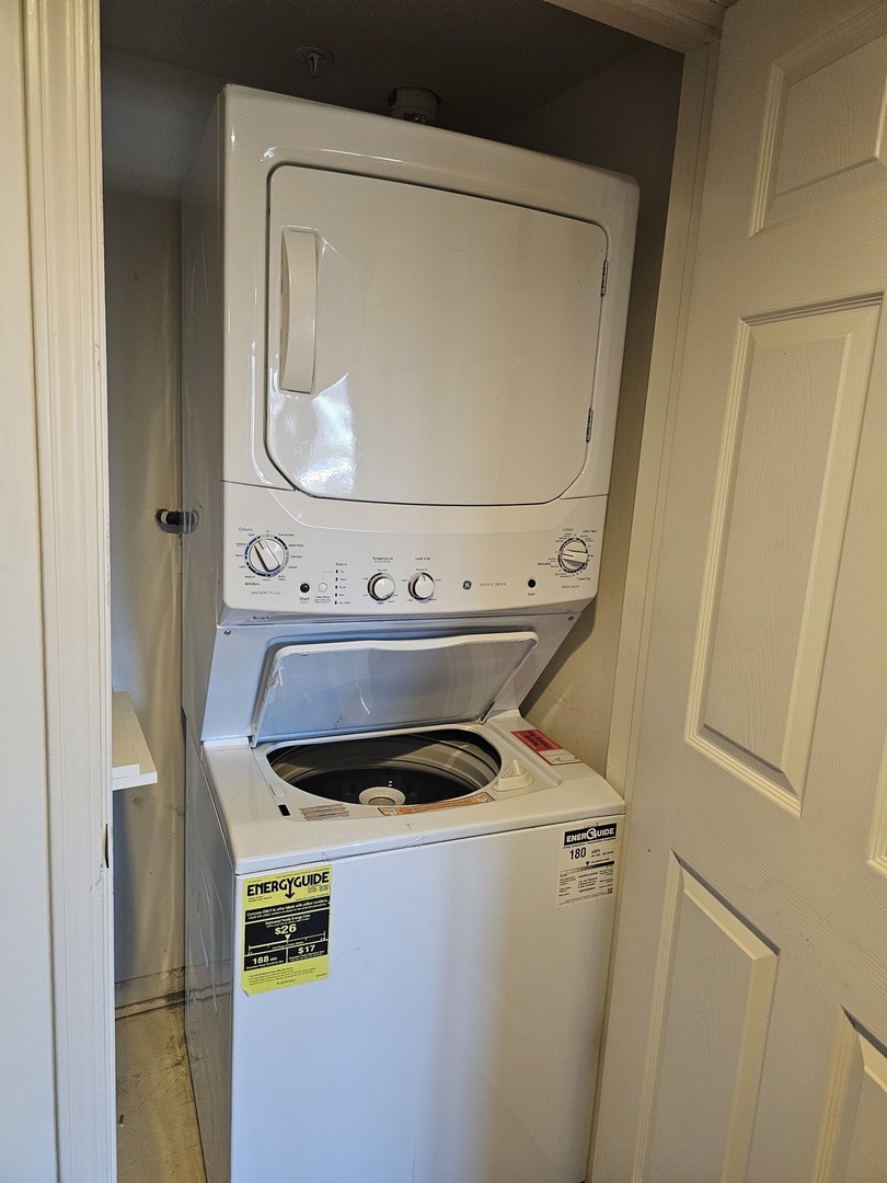 405 West Front Street, Unit 3207 Wheaton, IL 60187 - Photo 11 of 16 a close view of utility room