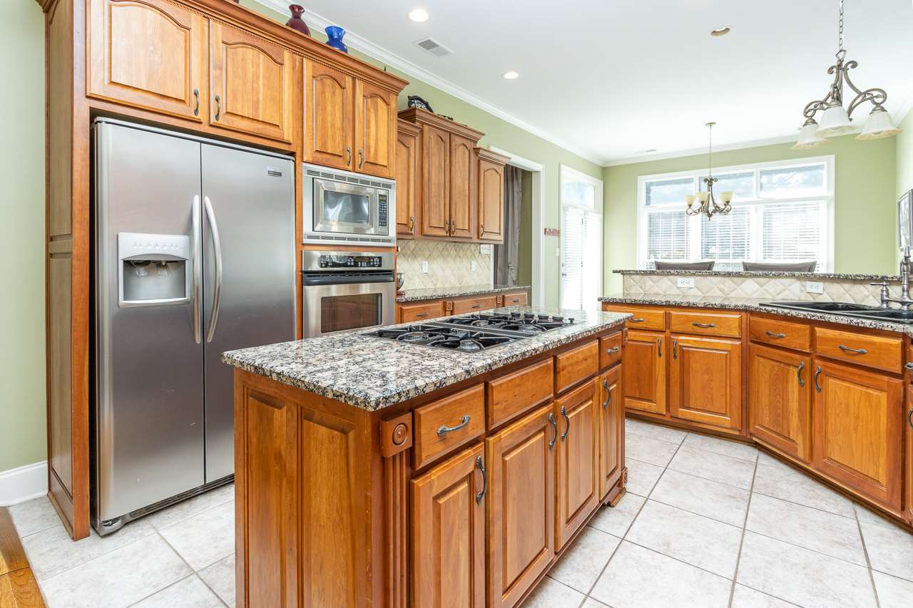1085 Summer Spring Road Collierville, TN 38017 - Photo 5 of 25