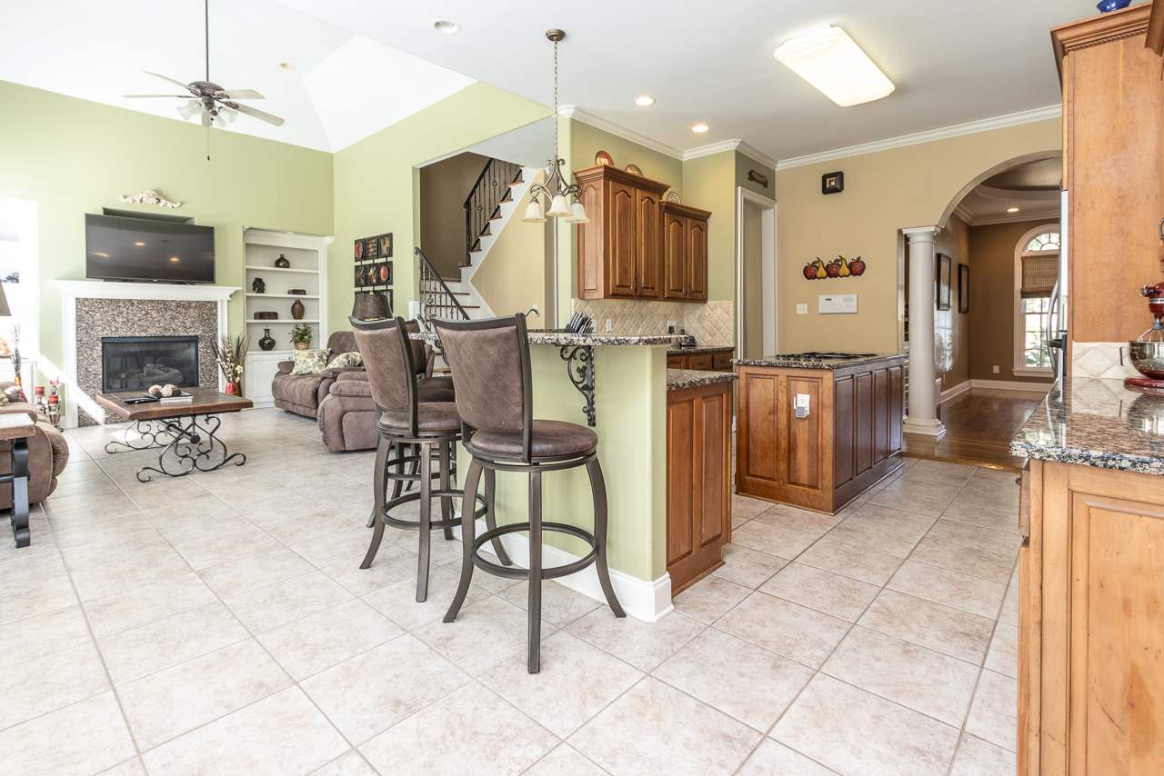 1085 Summer Spring Road Collierville, TN 38017 - Photo 8 of 25