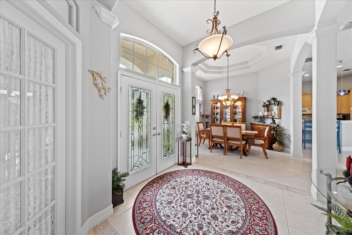 4300 Stoney Point Road Melbourne, FL 32940 - Photo 8 of 37 a view of a interior of the house