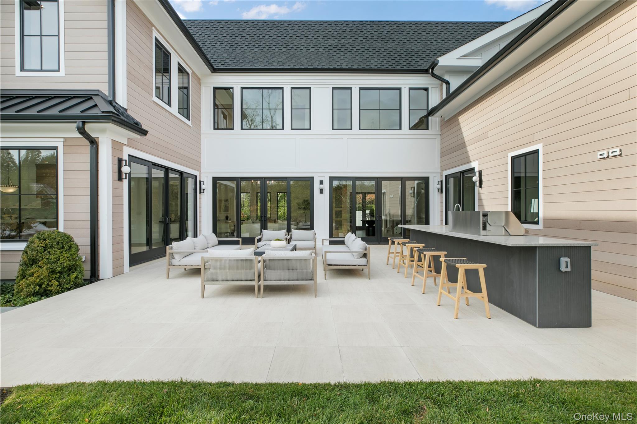 158 Cobb Road Water Mill, NY 11976 - Photo 38 of 43