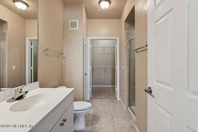 a close view of shower