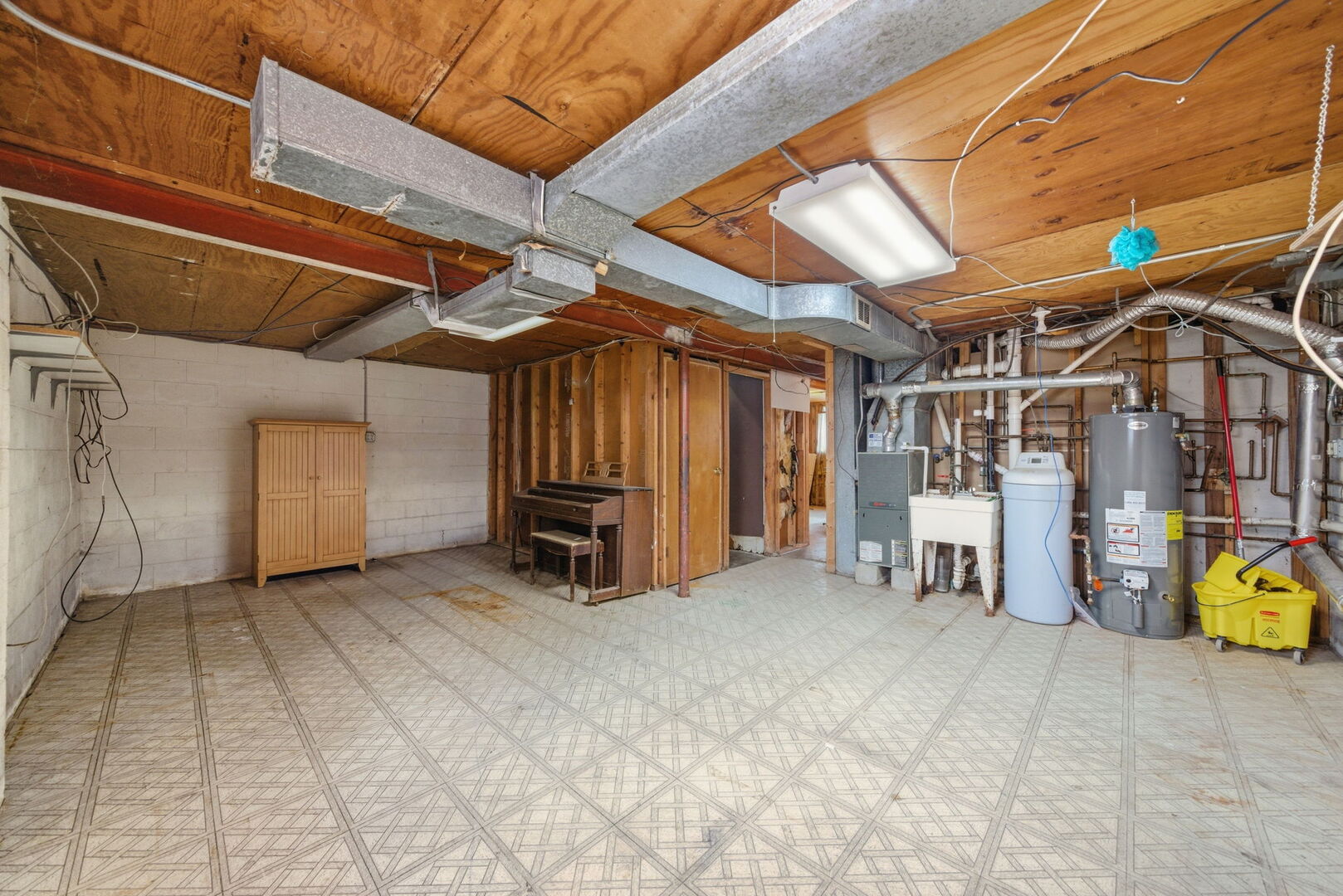 418 Hamrick Avenue Romeoville, IL 60446 - Photo 11 of 17 Gallery Image 11