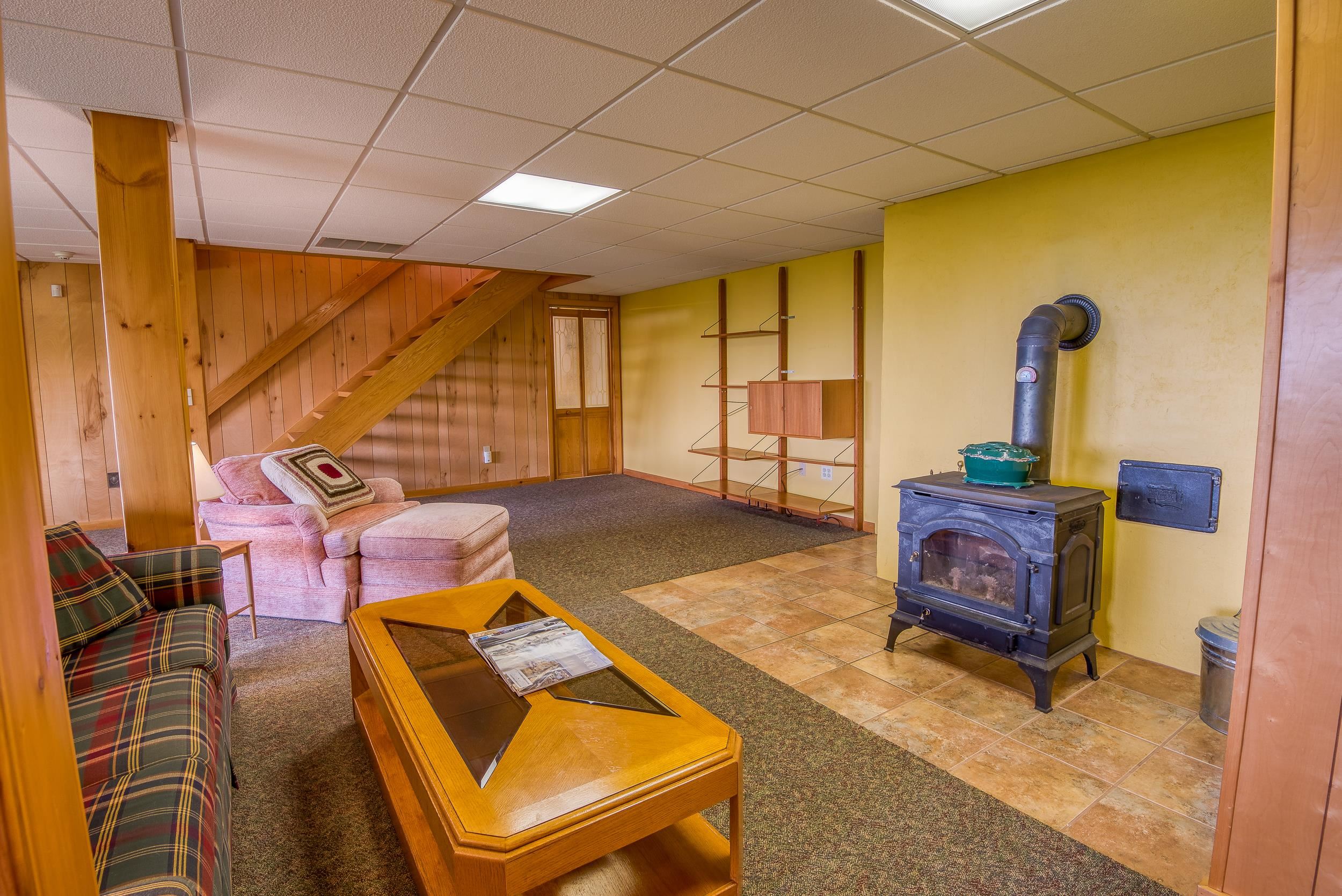 317 Mountain Road Dalton, NH 03598 - Photo 17 of 60