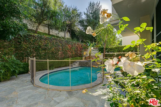 a view of outdoor space and garden