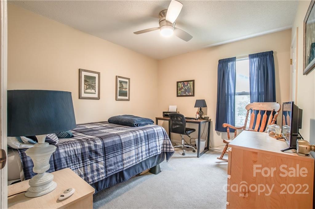 9601 Marshbrooke Road Matthews, NC 28105 - Photo 21 of 28 Gallery Image 21