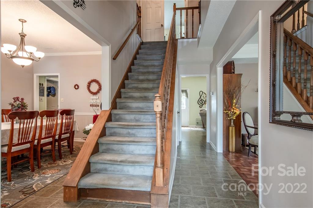 9601 Marshbrooke Road Matthews, NC 28105 - Photo 3 of 28 Gallery Image 3