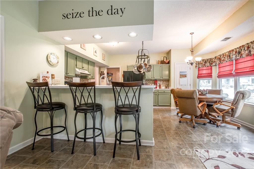 9601 Marshbrooke Road Matthews, NC 28105 - Photo 9 of 28 Gallery Image 9